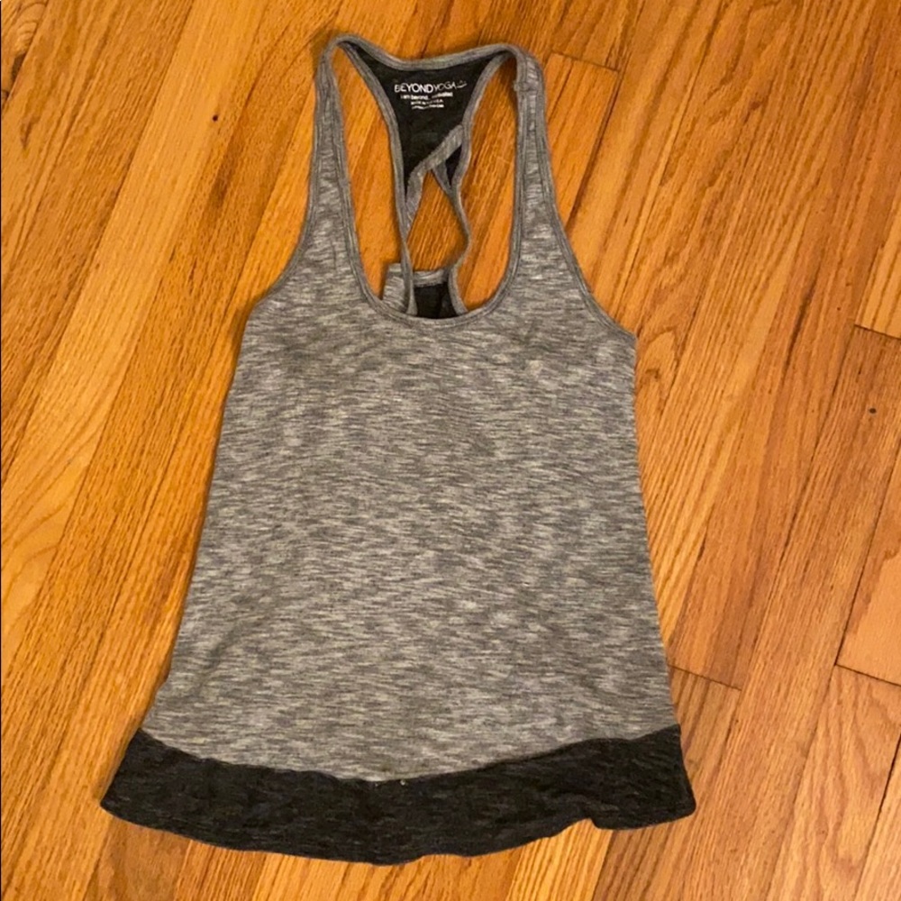 Beyond Yoga gray tank M